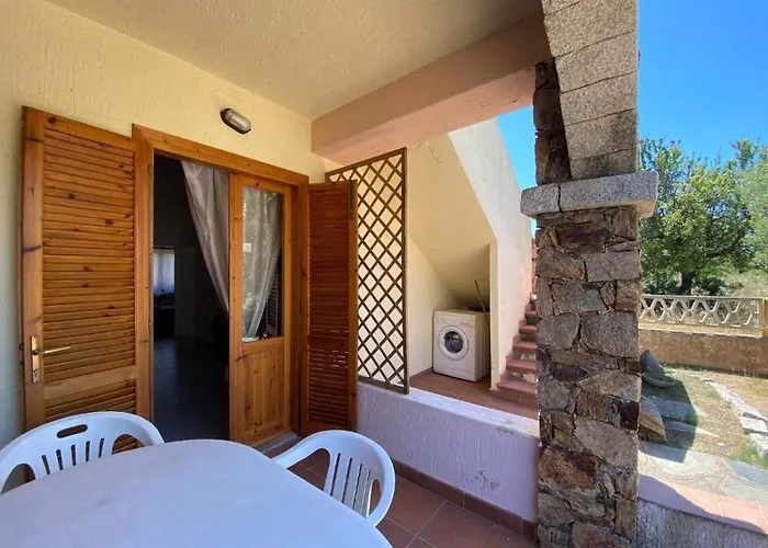 Ottiolu Vecchio Pozzo アパートホテル 3*